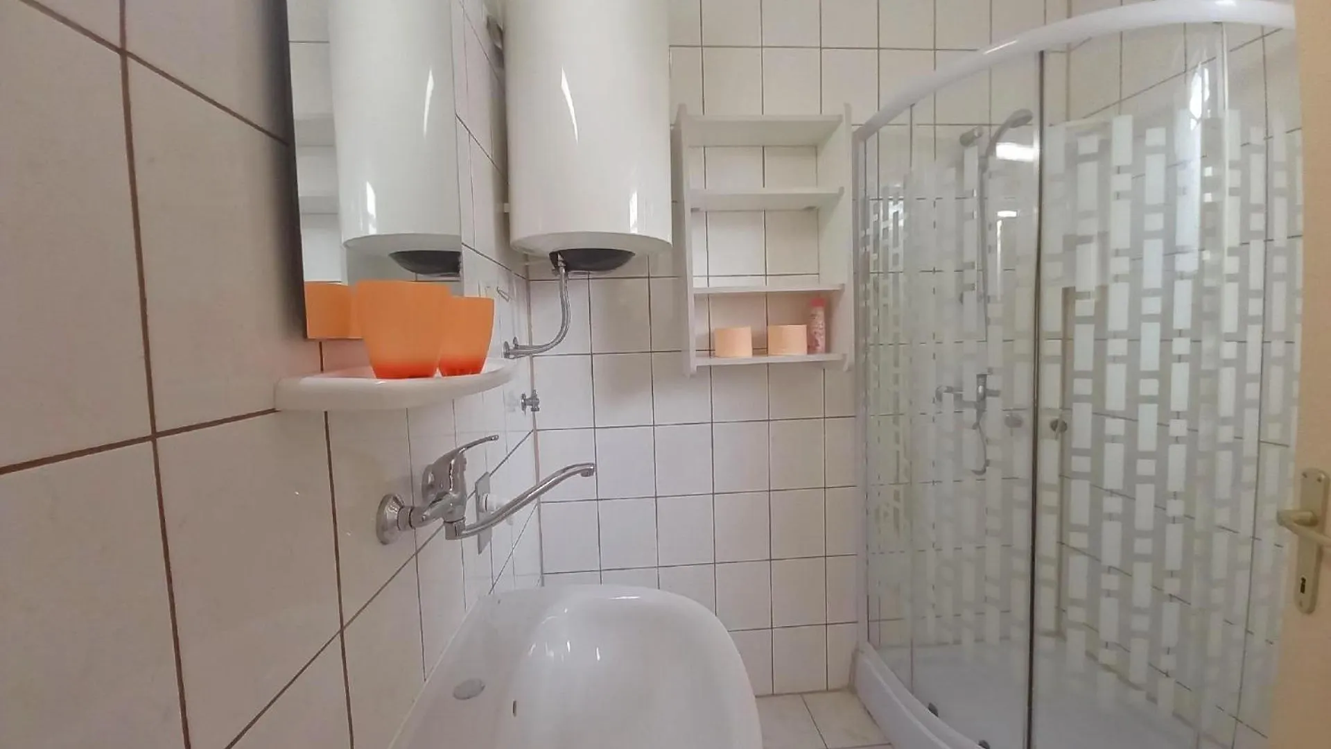 Tolles Appartement In Pjescana Uvala Mit Garten Und Strand In Der Naehe 0*,
