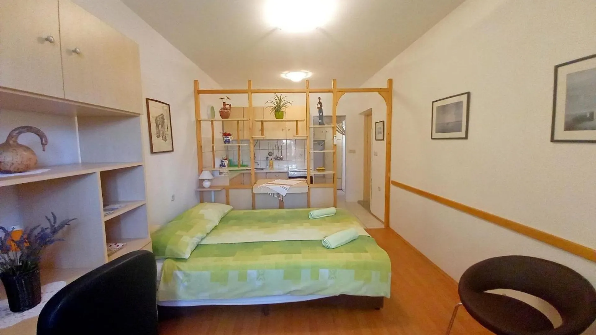 Tolles Appartement In Pjescana Uvala Mit Garten Und Strand In Der Naehe Croatia